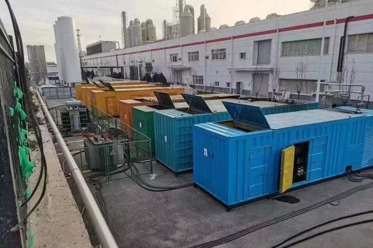 金平发电机租赁施工现场